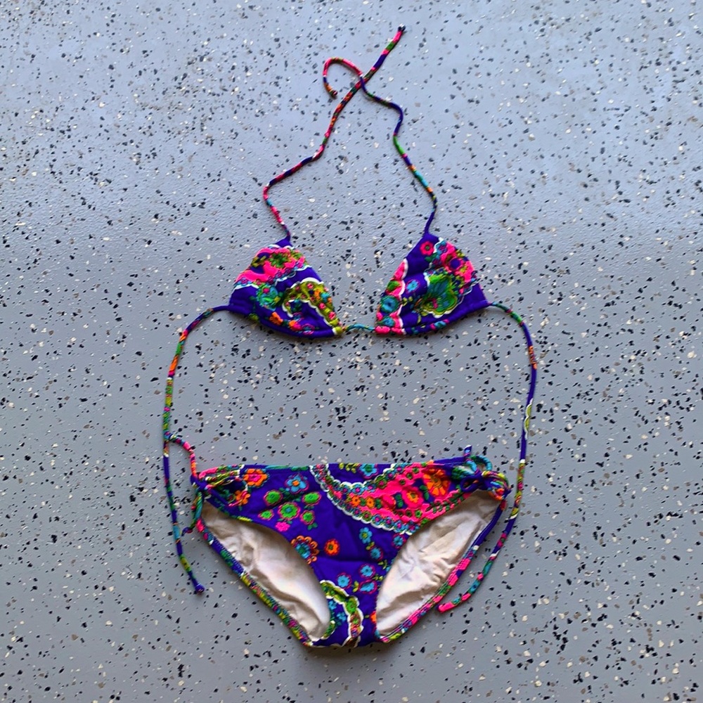 Psychedelic 60s floral print bikini